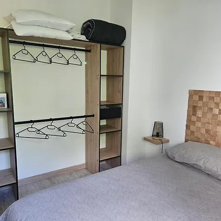 Maison Confortable à Saint-andré-les-vergers 40 M², Jardin Сasa de vacaciones
