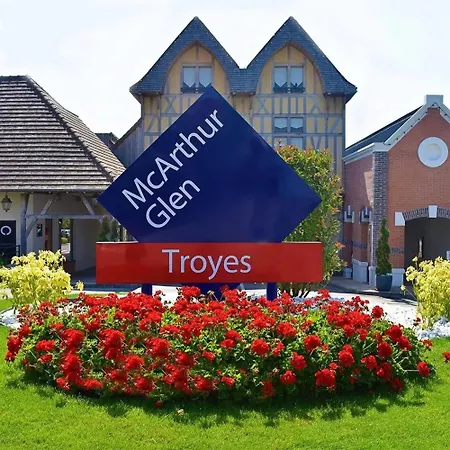 Maison Confortable A Saint-Andre-Les-Vergers 40 M², Jardin 3*